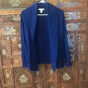 Blue cardigan with pockets